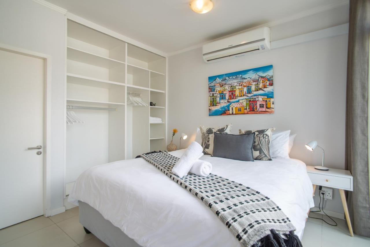 Four Seasons - Penthouse Apartment เคปทาวน์ ภายนอก รูปภาพ
