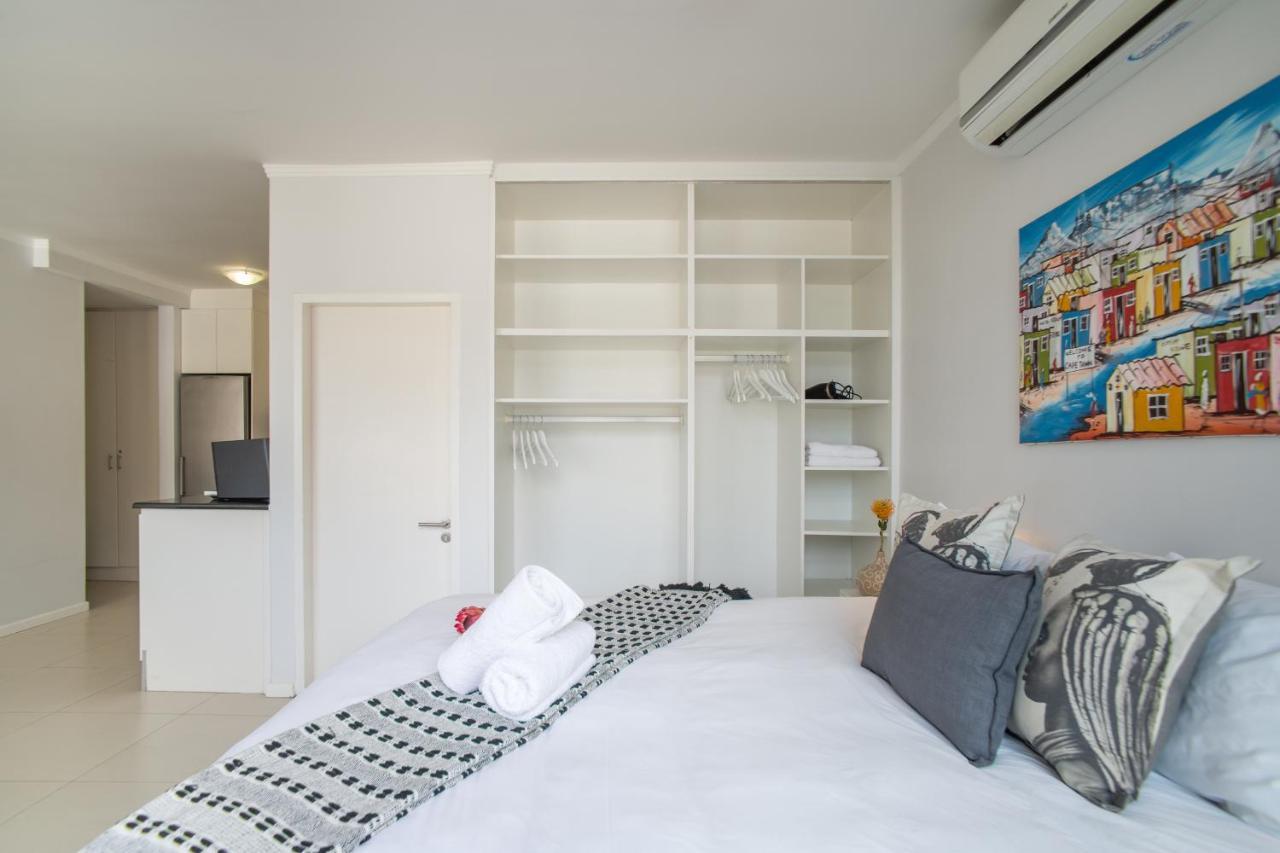 Four Seasons - Penthouse Apartment เคปทาวน์ ภายนอก รูปภาพ
